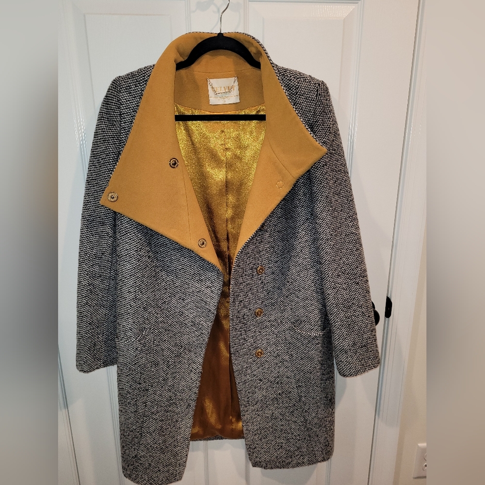 Velvet Women's Gray and Gold Coat Size S